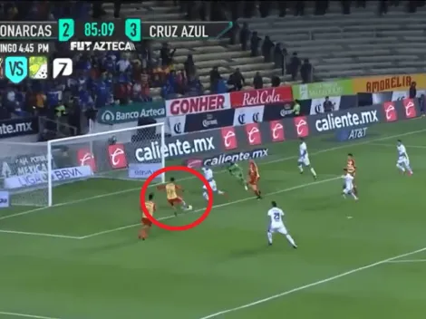 ¡Insólito! Lucas Villafáñez tuvo el 3-3 para Morelia pero lo falló solito