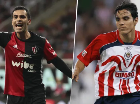 Las fotos de Rafa Márquez con la camiseta de Chivas y Omar Bravo con la de Atlas