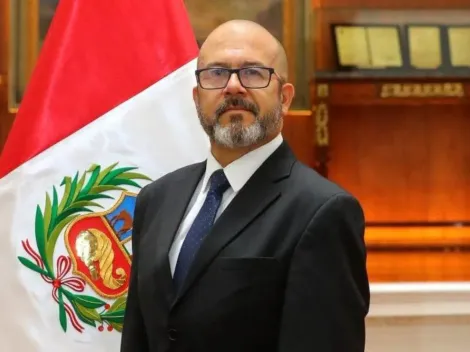 Orgulloso: el ministro de Salud no tuvo problemas en decir de qué equipo es