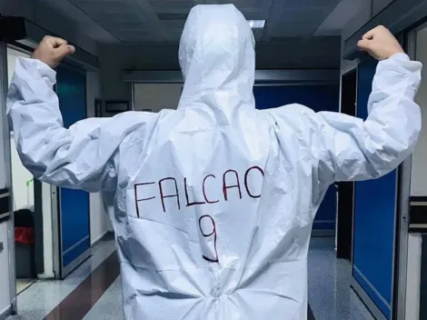 Médico turco lleva el 9 de Falcao en la espalda para salvar vidas