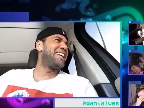 Ibai le preguntó por la canción de "Brasil lalala" y Dani Alves nos hizo llorar de la risa