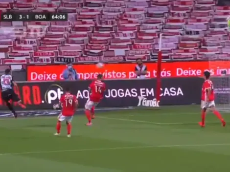 A lo Van Basten: Gustavo Dulanto anotó golazo de bolea contra el Benfica