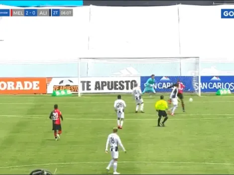 Reacción tardía de Leao: Othoniel Arce metió el 2-0 con un cabezazo fuera del área