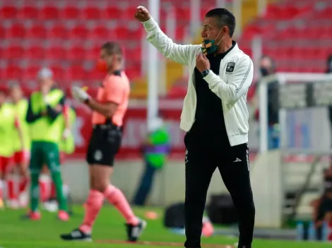 Ignacio Ambríz advirtió a sus jugadores antes del duelo frente a Pumas UNAM