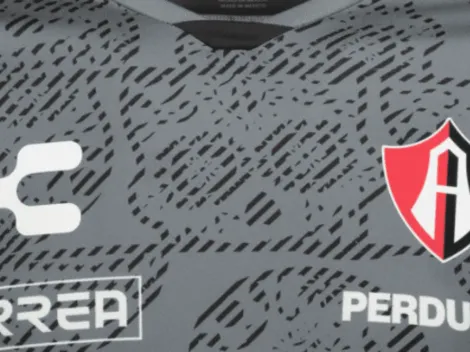 Atlas presentó nuevo jersey del Día de los Muertos