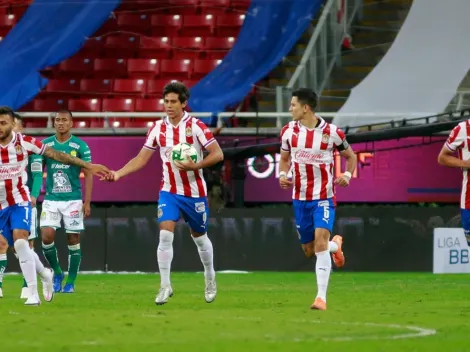 Macías entra, remata y le da el empate a Chivas frente a León