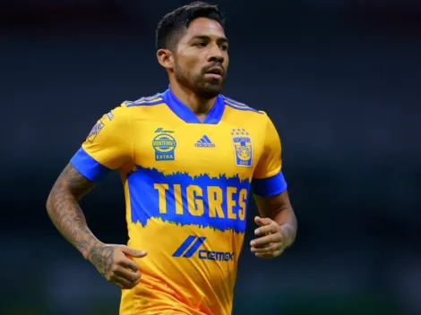 Javier Aquino le da buenas a Tigres