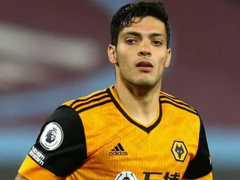 Raúl Jiménez se quedaría sin DT en el Wolverhampton