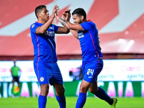 Escobar y Romo marcan para que Cruz Azul le gane Necaxa