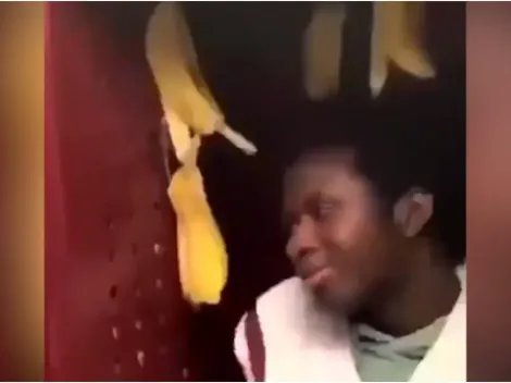 Obligan a jugador afroamericano de fútbol a simular ser un mono