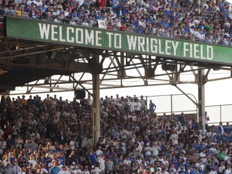 Chicago Cubs celebran por todo lo alto jugar a casa llena en Wrigley Field tras dos años