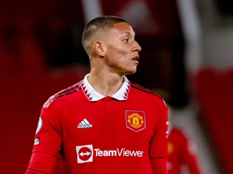 Manchester United blinda a Mateo Mejía con un nuevo contrato