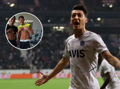 Escándalo en las redes por el tatuaje de Mesut Özil
