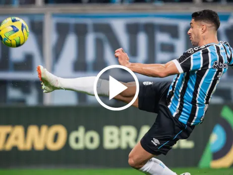 VIDEO | ¡De mitad de cancha! Suárez estuvo a centímetros del gol del año