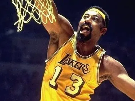 El increíble precio por el cuál se vendería un jersey que utilizó Wilt Chamberlain