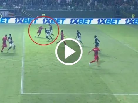 Vitor Roque la colgó de un ángulo: otro golazo de la joya de Barcelona