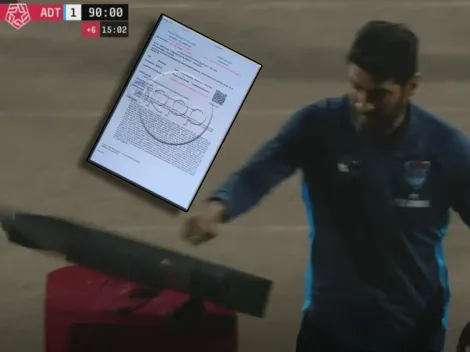 Denuncia y deuda gigante para Sebastián Abreu por romper pantalla del VAR