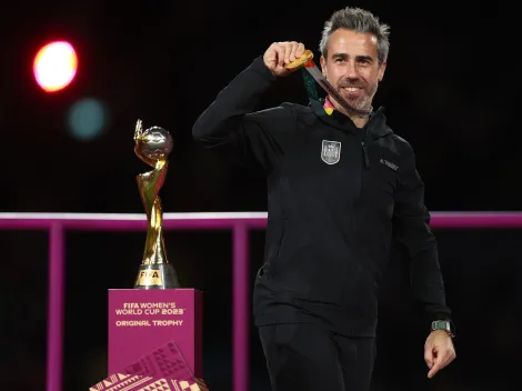 Lo echaron de la Selección de España Femenina pero él se da por renovado