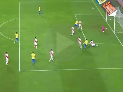 ¿Es un héroe?, ¿es una pared? No... Es San Pedro Gallese