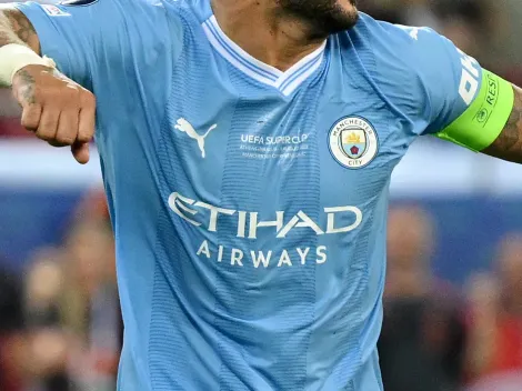 Kyle Walker renueva con el Manchester City hasta 2026, celebra Guardiola