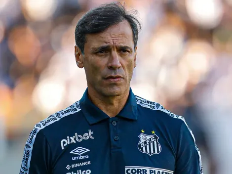 Universitario terminó con el suspenso y tomó radical decisión sobre Bustos