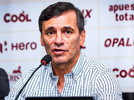 Universitario presentó a Bustos y el técnico disparó contra Alianza