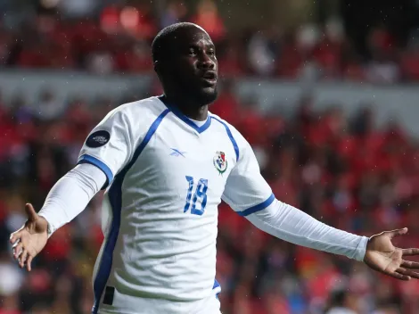 Llegó Cecilio Waterman para jugar en Alianza Lima y preparan dos fichajes extras