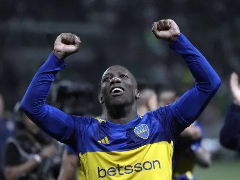 Luis Advíncula cerca de firmar con un club gigante que se lo llevará tras negociación