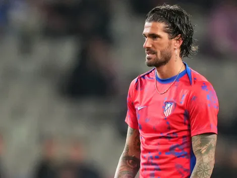 En medio de los rumores por De Paul, Atlético busca un volante