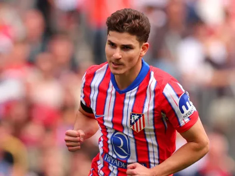 Atlético quiere reforzar a Julián Alvarez desde Barcelona y gratis