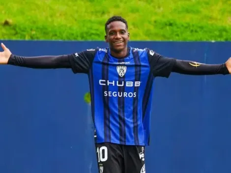 Lo criticaron todos pero a Darwin Guagua lo siguen tres gigantes de Europa