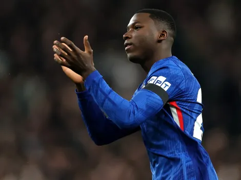 VIDEO | El tremendo cruce de Moisés Caicedo contra el FC Barcelona