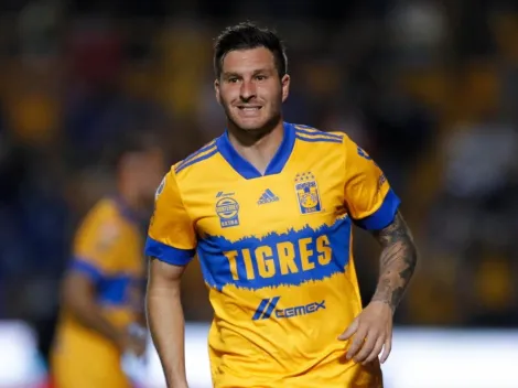 Gignac escribió "Arriba Tigres" en el muro olímpico