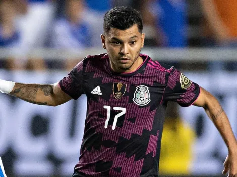 Por qué Tecatito Corona reportará después con el Tri