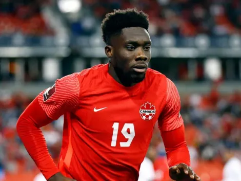 Alphonso Davies se agrandó ante México