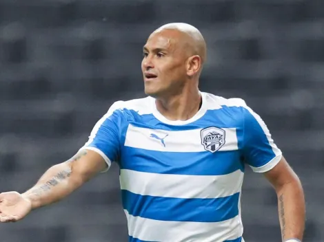 Chupete Suazo se despide de Raya2: su futuro estaría definido