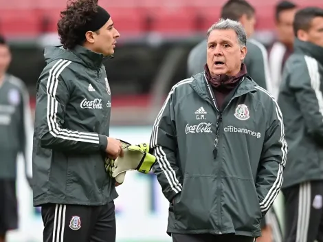Guillermo Ochoa pide apoyo y respalda a Gerardo Martino: "Es el jefe del barco"