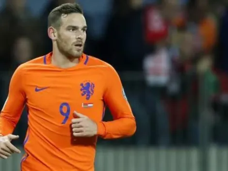 Van Gaal le desea feliz noche de bodas a Vincent Janssen y le da toda su confianza