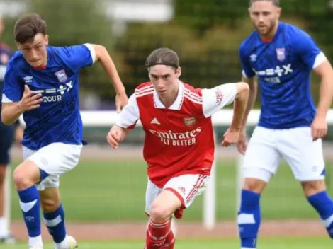 Marcelo Flores jugó con el primer equipo del Arsenal