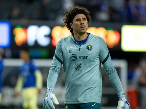 Fans del Chelsea recordaron con cariño a Memo Ochoa