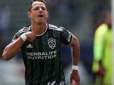 David Faitelson defiende a Chicharito Hernández tras su polémica con la bandera mexicana