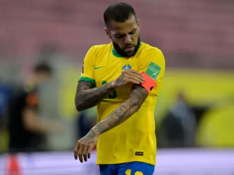 ¿Por qué Dani Alves no es titular en Brasil vs. Suiza?