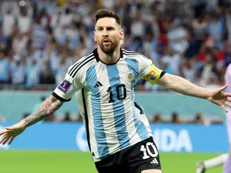 Messi le enseña el camino a Argentina