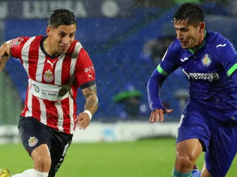 ¿Por qué Chivas tapó el logo de su patrocinador contra Getafe?