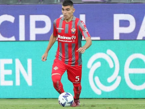 Johan Vásquez recibe otra muy mala noticia en Cremonese