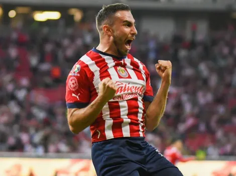 Chivas rescató un punto, pero no se salvó de los abucheos