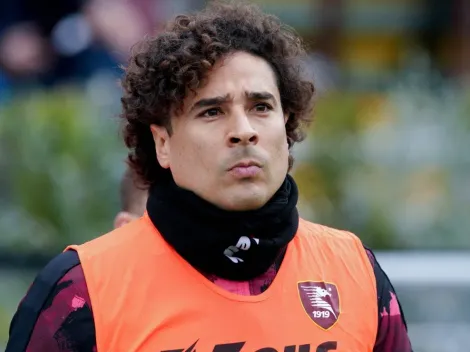 Ochoa ya estuvo en una situación parecida a la que vive en Salernitana