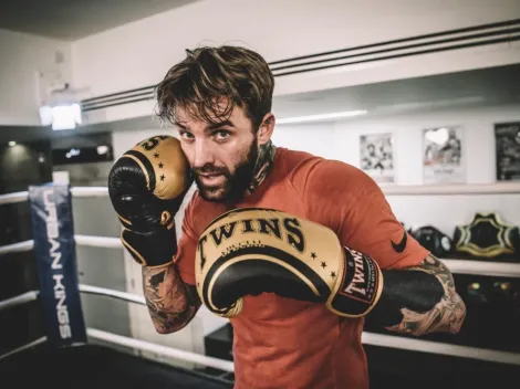 ¿Quién es Aaron Chalmers, el boxeador que pelea HOY contra Floyd Mayweather?