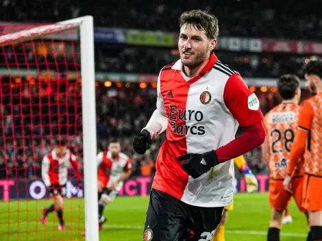 VIDEO | Santi Giménez marca otro golazo que mantiene al Feyenoord en la cima