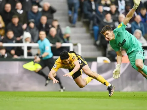 Raúl Jiménez reclamó un penal que no le dieron y los Wolves cayeron en su visita a Newcastle